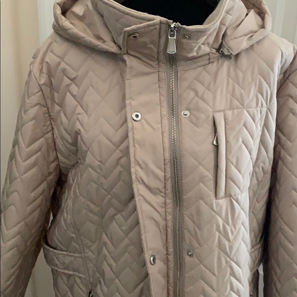 Calvin Klein Woman’s All Weather Quilted Coat - Picture 5 of 16